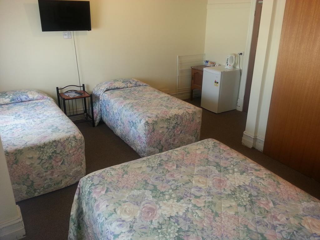 Sonbern Lodge Motel Wallaroo Room photo