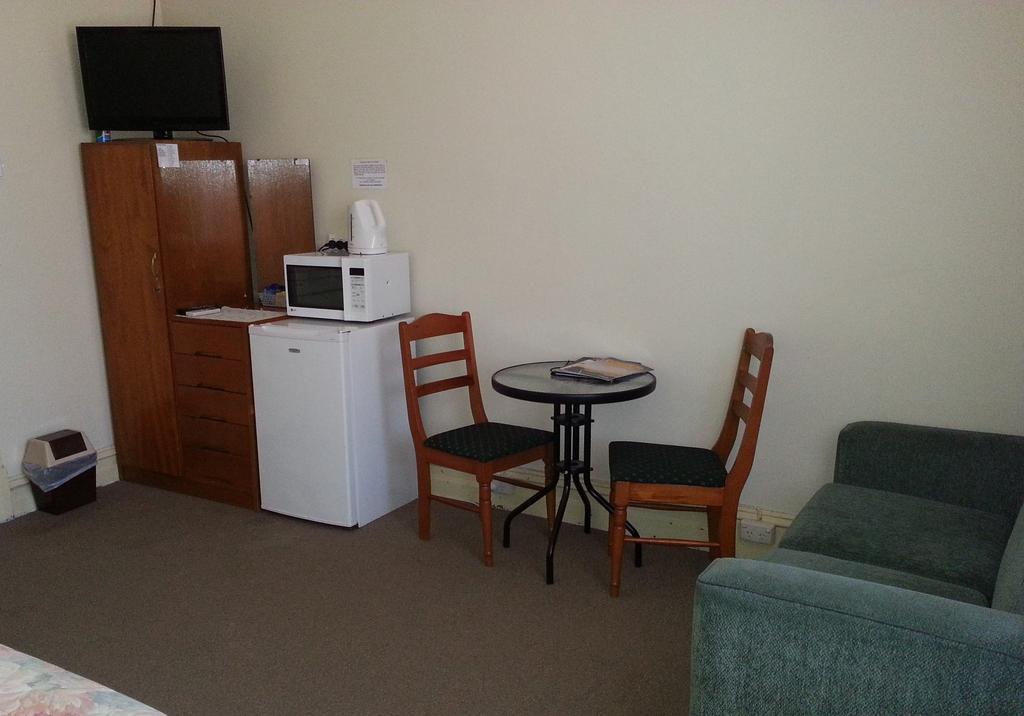 Sonbern Lodge Motel Wallaroo Room photo